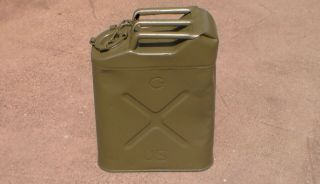 Old Us Army Korean War Era 1951/1952 Dated Radio Steel Jerry Can / Gas Can