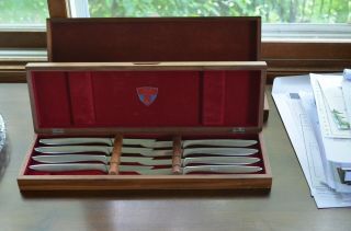 Vintage Set Of 8 Gerber Miming Steak Knives And Carving Set In Walnut Box