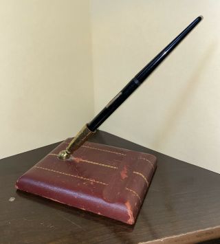 Vintage Desk Ink Pen And Holder Pad Set.