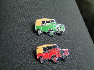 Green And Red Defender Series Land Rover Pin