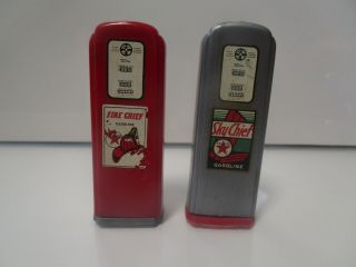 Vintage 1950s Texaco Gas Pump Salt And Pepper Shakers - Kolb 
