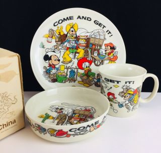 Vintage Disney Gorham 3 Pc Child’s Dish Set Cup Bowl Plate Xlnt Western