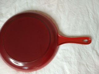 Le Crueset Enamelled Case Iron Shallow 9.  5 " Fry Pan Red