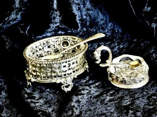 Collectable Two Vintage Silver Plated Salt Cellars With Glass & Spoons Italy