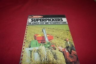 Idea Corn Pickers For 1976 Dealer Brochure Wsva