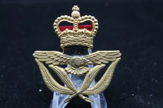 Post Ww2 Canadian Rcaf Warrant Officers Cap Badge Insignia