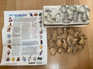 Vintage 1998 Family Circle Christmas Mini Cookie Cutters Set Of 25
