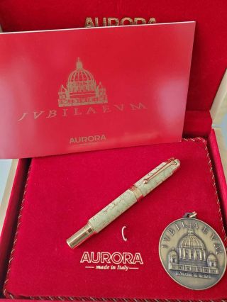 Aurora Jubileum Fountain Pen Limited Edition N.  1359/2000 Pen Boxed