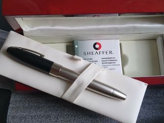 Sheaffer Legacy 2 Sandblasted Platinum Black Fountain Pen 18k Gold F Nib - Nos