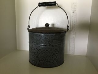 Graniteware Vintage Bucket Pail Lunch Berry 7.  5 Inches Across Wood Handle Lid