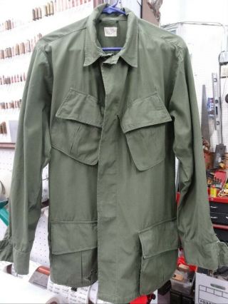 Orig.  Vietnam Type 3 Slant Pocket Jungle Fatigue Shirt / Blouse - Med - Reg - U342