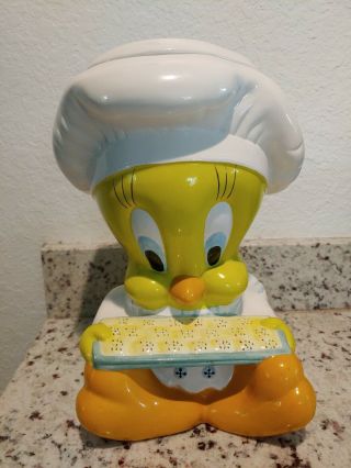 Vintage 1998 Warner Brothers Looney Tunes Tweety Bird Chef Ceramic Cookie Jar