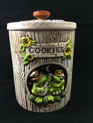 Vintage Courting Frogs Treasure Craft Cookie Jar Made In Usa 1960s Retro