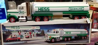 1990 Hess " Gasoline " Toy Tanker Truck With Lights And Sounds 1:34