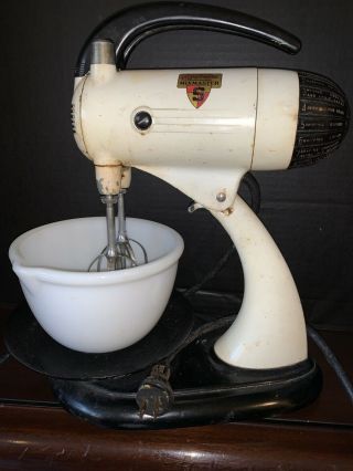 Vintage Sunbeam Automatic Mixmaster S Stand Mixer 10 Speed 2 Beaters Bowl
