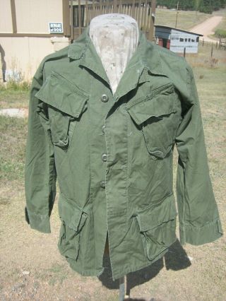 U.  S.  Army Or Air Force Vietnam Era Jungle Shirt Size Small Reg.  1969 Never Had P
