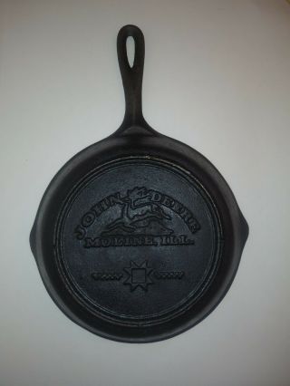 Vintage John Deere Moline Illinois Cast Iron Cookware 8 " Skillet