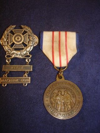 Vietnam War State Of Missouri Service Medal & Expert Badge With Rifle & Mg Bars