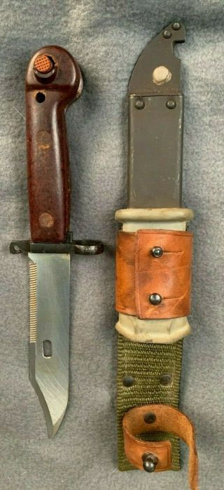 Romanian Military Issue Wire Cutting Bayonet Knife Scabbard Leather Frog