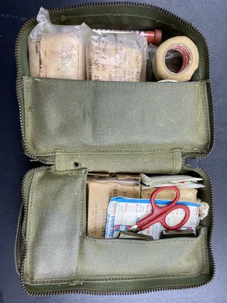 VIetnam Era US Army Air Force First Aid Kit Air Plane/Helicopter 6545 - 919 - 6650 2