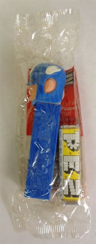 A918 Vintage: Captain America No Feet Pez Dispenser & Candy In Bag (1978)