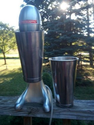 Vintage Hamilton Beach No.  51 Milk Shake Maker/blender.  With 2 Cups