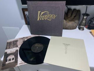 Pearl Jam - Vitalogy Lp - E 66900 Stereo 1st Epic 1994 W/book Vinyl Record