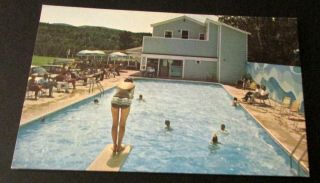 Colebrook,  N.  H.  - [old Postcard - Mid 1900] - Country Club Motel & Pool