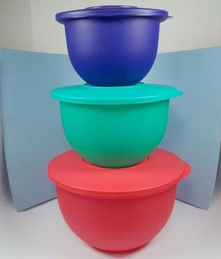 Tupperware Impressions Classic Bowl Set,  Nesting Set,  Radish.  Green.  Blue