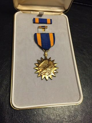 Vintage Us Army Military Air Medal Badge Insignia Ribbon 07 - 023