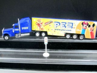 Large European Promo Pez Truck From 2003 - $5.  99 Fast Us Ship