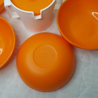 4 Set Tupperware 5” Orange Cereal Bowls 6316A - 1 w Creamer 1415 - 5 White Orange 3