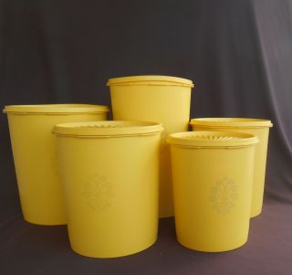Tupperware Vintage Nesting Canisters 5 Piece Set Daffodil Yellow