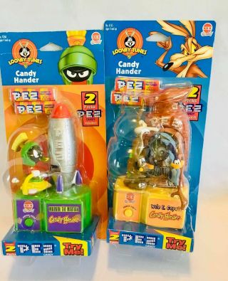 Wile E.  Coyote Road Runner & Martin The Martian Electronic Pez Dispensers 1998