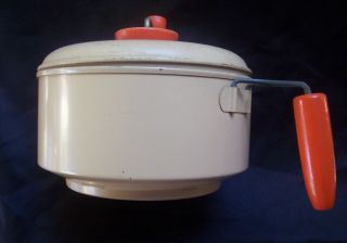 Vintage Popcorn Popper Hand Crank Popcorn Maker Red Wood Handle Stove Top/grill