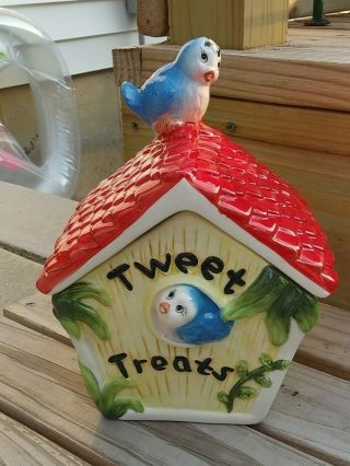 Vintage Painted Ceramic Tweet Treats Bird House Cookie Jar Collectible/character