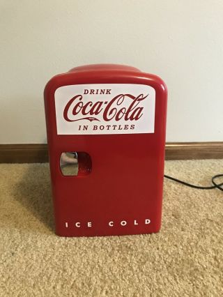 Retro Coca - Cola Personal 6 Can Mini Fridge Refrigerator Red Koolatron Kwc - 4 Coke