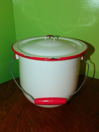 Vintage Rustic Metal Enamel Slop/chamber Pot White Red Trim With Lid And Handle