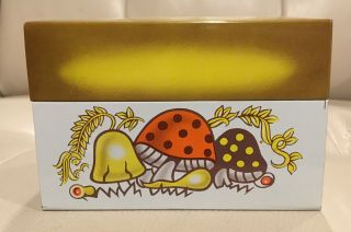 Vintage Mid - Century Syndicate Mfg Mushroom Tin Metal Recipe Box