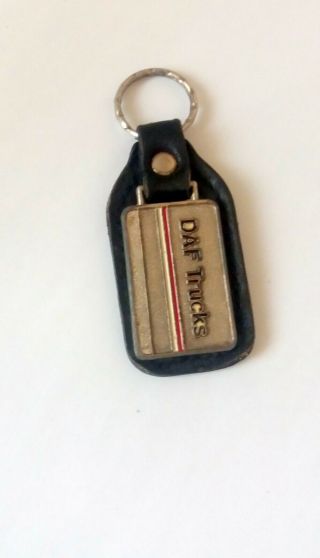 vintage keychain Daf Trucks key ring metal and leather 2