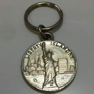 Vtg Keychain Key Ring Liberty Island Ny York Statue Of Liberty Coin Medal