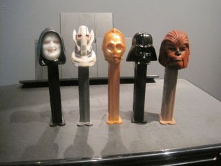 (5) Vintage Star Wars Pez Dispensers 2005 Chewbacca General Grevious Dark Vader