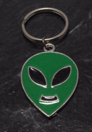 Vintage Alien Keychain Enamel Green Silver Metal Extraterrestrial Roswell Nos