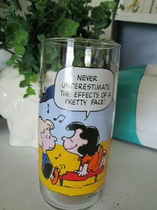 Vintage Peanuts Tumbler Glass Lucy Sally Snoopy Linus 1966 Very Colorful Great