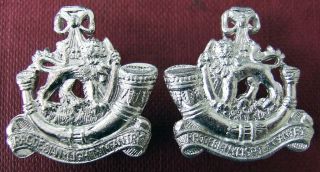 Rhodesian Light Infantry Para Commando Pair Africa Bugle Collar Badge
