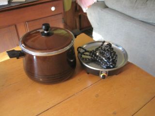 Vintage West Bend 2 Quart Stoneware Electric Bean Pot & Heat Rite Base Og Cord