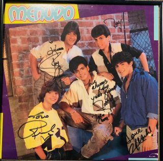 Autographed Ricky Martin Menudo Vinyl 1985