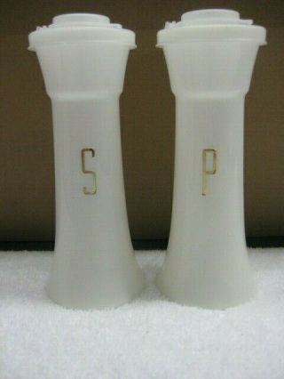 Vintage Tupperware 6” Hourglass Salt And Pepper Shakers 718 - 11 718 - 15