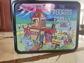 1974 Hanna Barbera Adams Family Metal Lunch Box With Thermos C 9.  5
