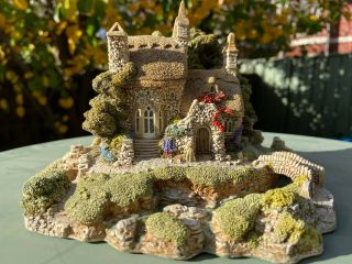 Miniature English Convent Sculpture Handmade By Lilliput Lane Uk 1990